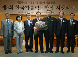 김형영 시인, “미당과 구상,두분께 감사”
